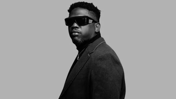 Illbliss apologizes for saying Igbos own Lagos' lands