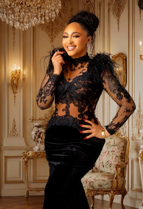 Rosy Meurer kicks off new month with stylish photos 1 Screenshot 20260602 212130 Instagram