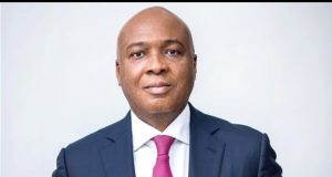 Kwara Govt drags Saraki to court Kwara Govt drags Saraki to court