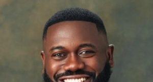 Deyemi urges Nigerians to stop tearing down celebrities Stop calling celebrities ‘yeyebrities - Deyemi Okanlawon