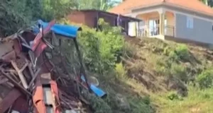 24 pupils on excursion d!e in Uganda bus crash 24 pupils on excursion d!e in Uganda bus crash
