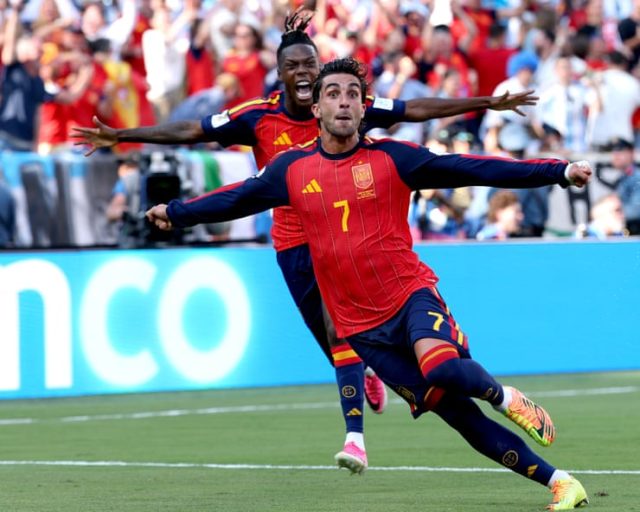Spain defeat Argentina to win World Cup Title Spain defeat Argentina to win World Cup Title