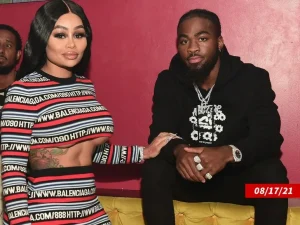 Blac Chyna claims ex-bF Twin Hector won't stop calling 1 Blac Chyna claims ex-bF Twin Hector won't stop calling