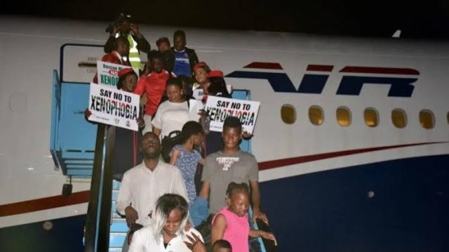 FG to receive 270 more returnees from South Africa Wednesday FG to receive 270 more returnees from South Africa Wednesday