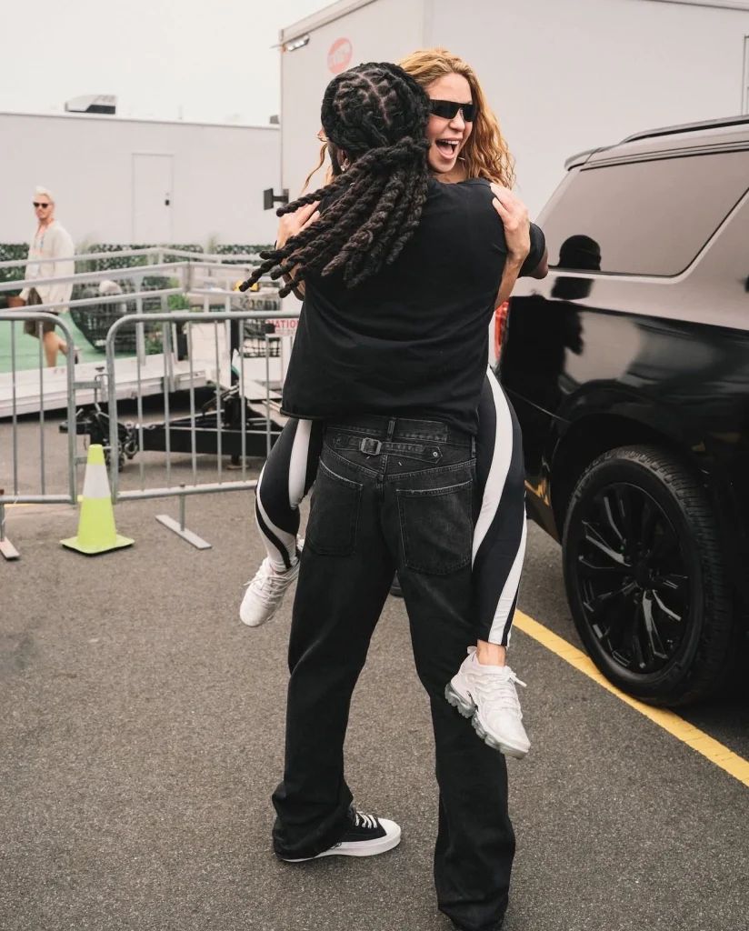 Burna Boy, Shakira reunite ahead of final half-time show 2 Burna Boy, Shakira reunite ahead of half-time final show