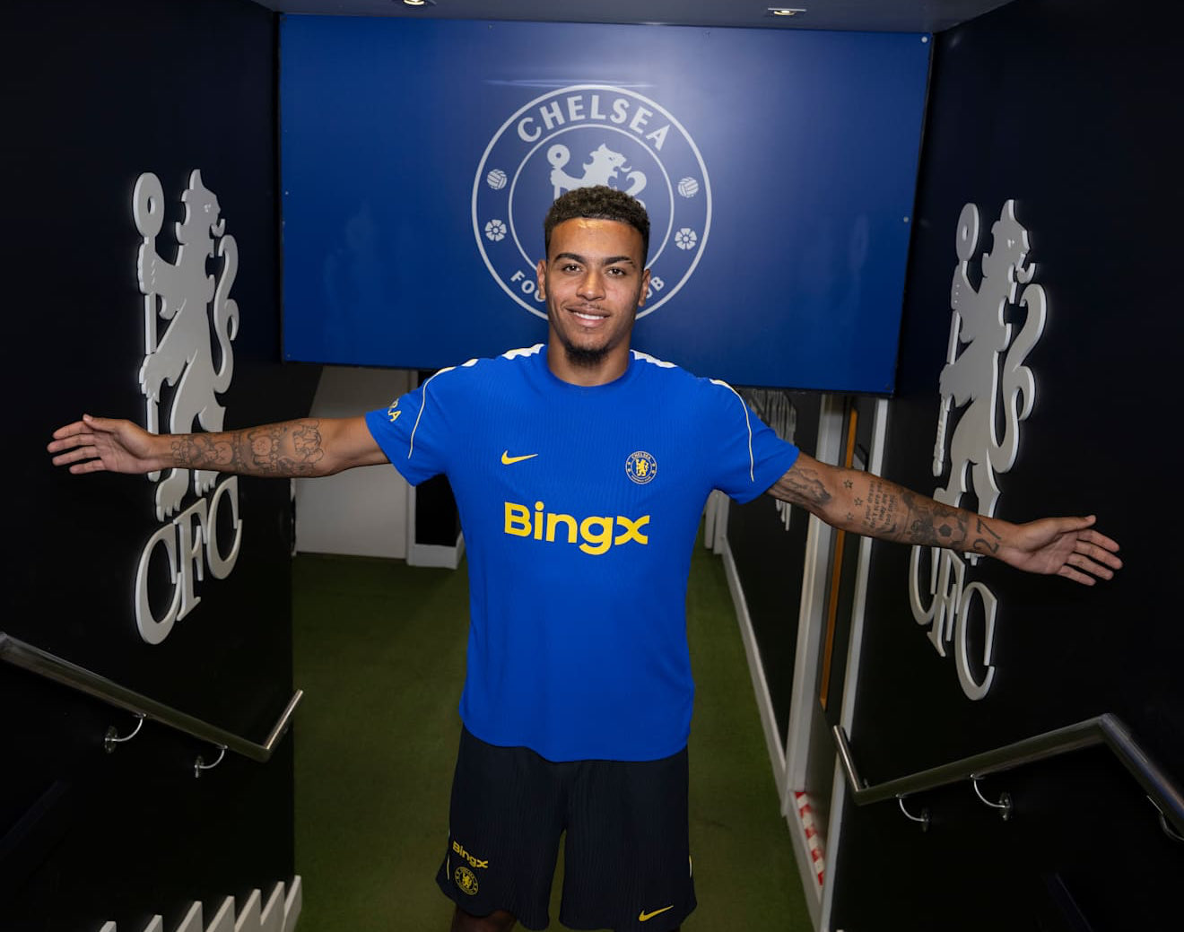 Chelsea sign Morgan Rogers 1 Chelsea sign Morgan Rodgers from Aston Villa