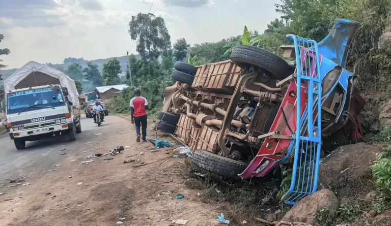 24 pupils on excursion d!e in Uganda bus crash 1 24 pupils on excursion d!e in Uganda bus crash