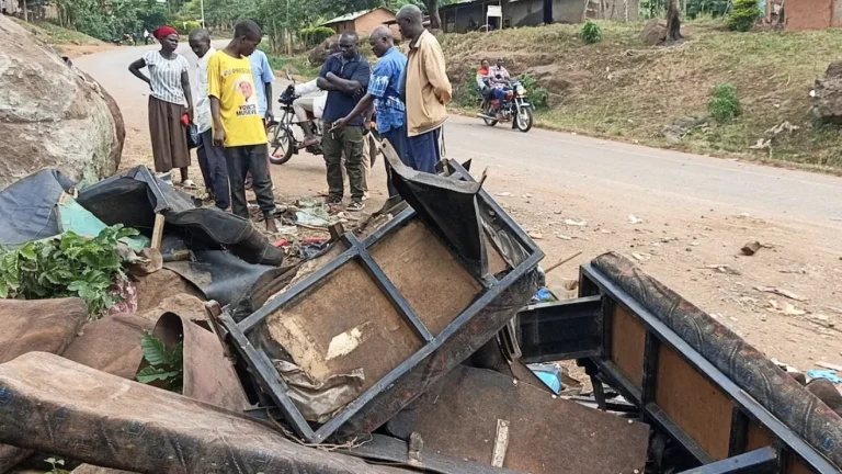24 pupils on excursion d!e in Uganda bus crash 2 24 pupils on excursion d!e in Uganda bus crash