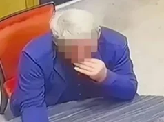 Man swallows £35K diamond engagement ring ‘to steal it’ Man swallows £35K diamond engagement ring 'to steal it'