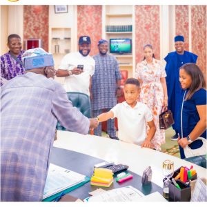 NEW photos of Tinubu and his family 2 NEW photos of Tinubu and his family