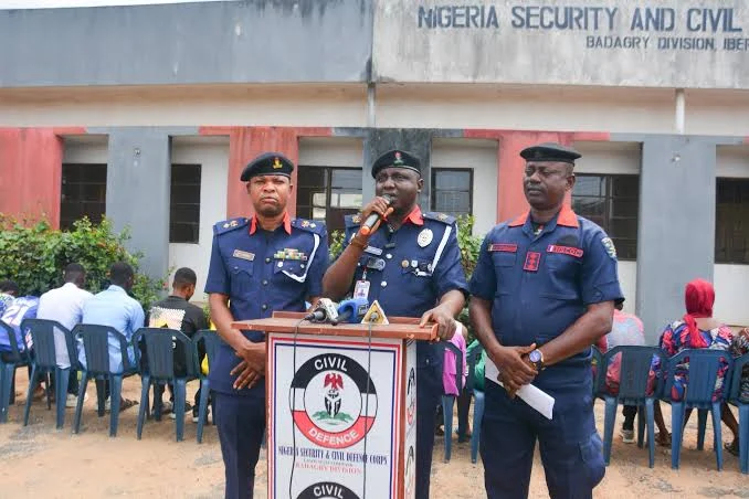 NSCDC uncovers fake university in LAGOS, 106 students rescued 3 NSCDC uncovers fake university in LAGOS 4