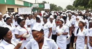 Nurses threaten nationwide warning STRIKE Nurses threaten nationwide warning STRIKE