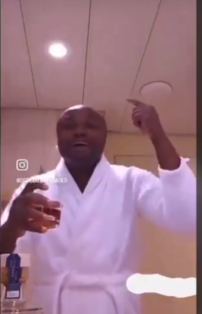 I removed a song from my album cause Isreal DMW leaked it - Davido 1 I removed a song from my album cause Isreal DMW leaked it - Davido