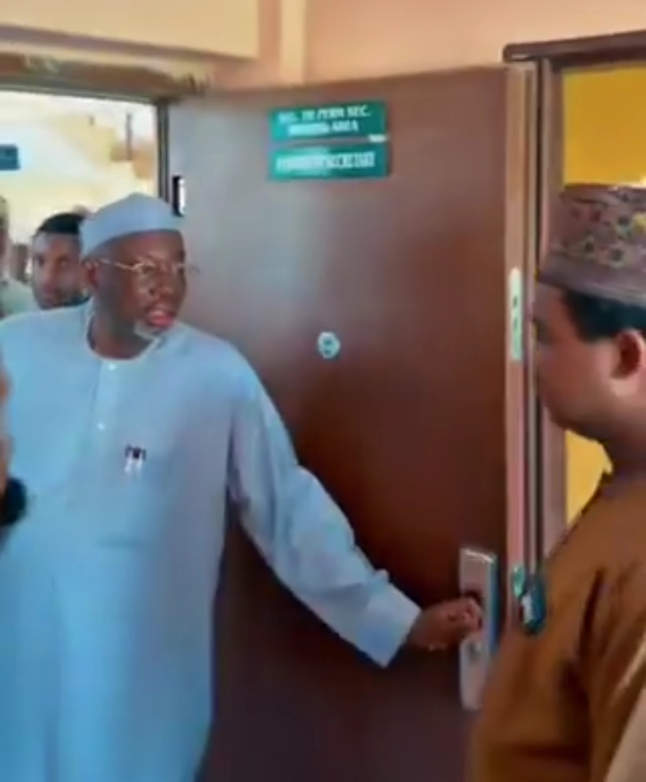 Jigawa Governor meets empty offices during surprise inspection 1 Jigawa Governor meets empty offices during surprise inspection