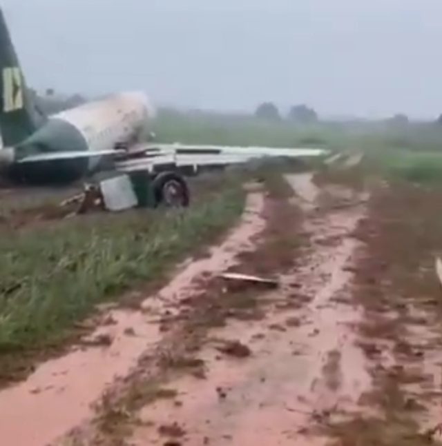Enugu aircraft skids off runway at Benin airport