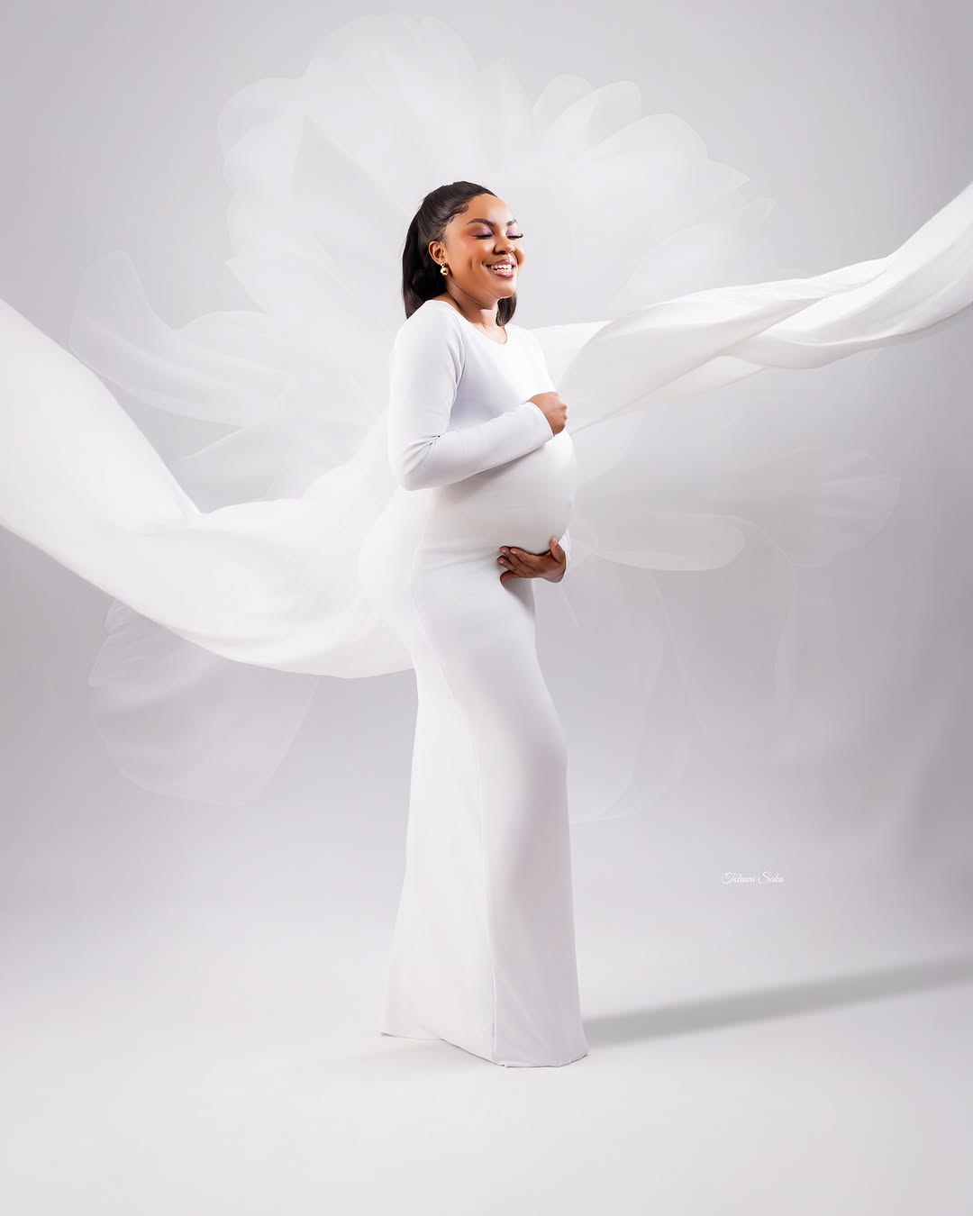 Jide Awobona & Oyindamola Sanni expecting 1st child 4 Jide Awobona, Oyindamola Sanni announce they are expecting 1st child