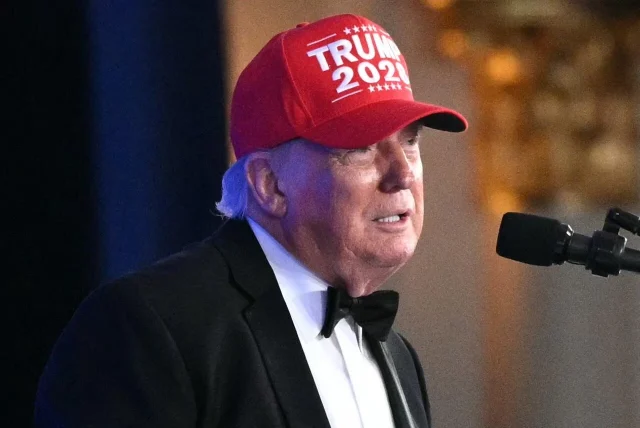 Trump jokes about running for 4th term