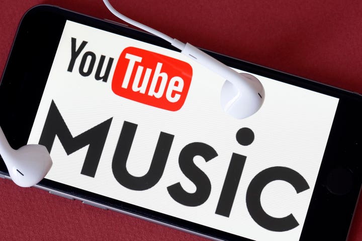 Burna Boy becomes 1st African artiste to reach 929 million YouTube listeners 1 Burna Boy becomes 1st African artiste to reach 929 million YouTube listeners