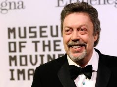 Actor Tim Curry is de.ad Actor Tim Curry is de.ad