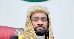 Edo assembly impeaches suspended speaker