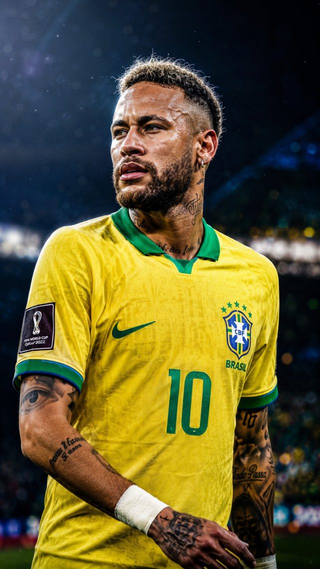 Neymar reacts after Dad's international football suggestion