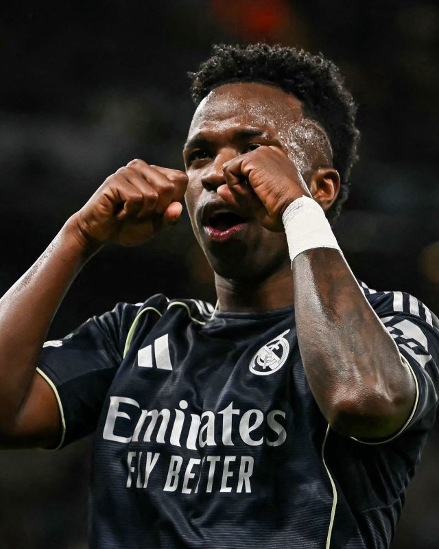 Vinicius Jr signs new contract at Real Madrid