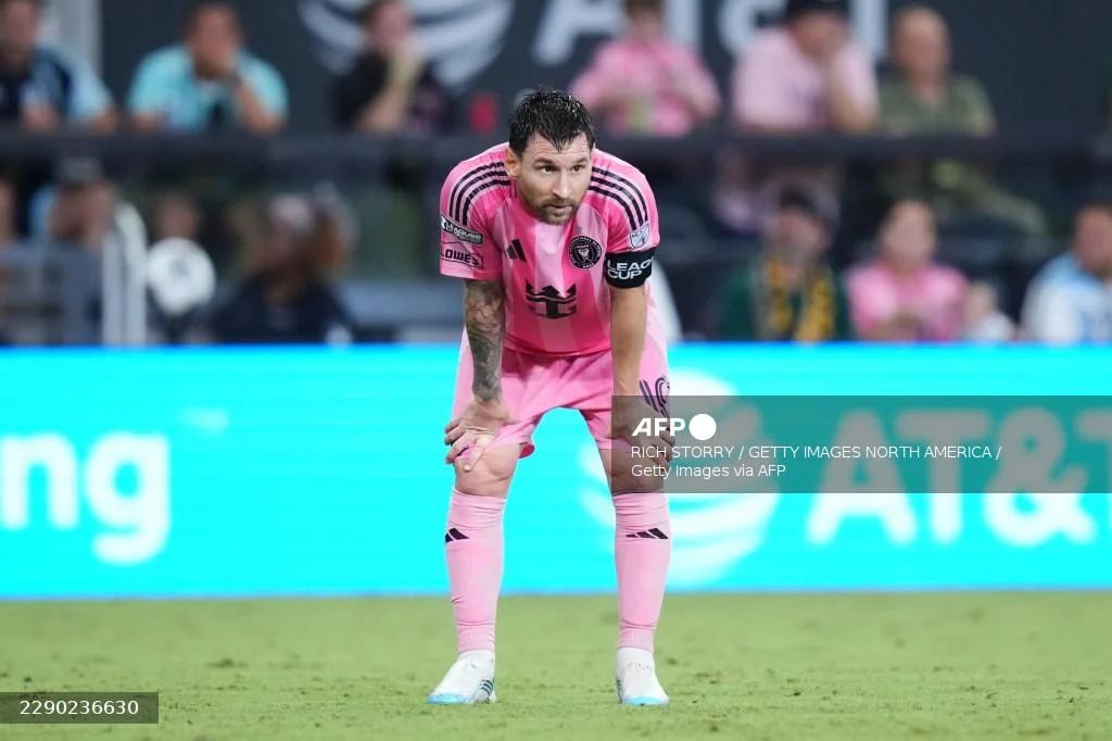 Messi returns to action after father's funeral 1 Messi returns to action after father's de.ath