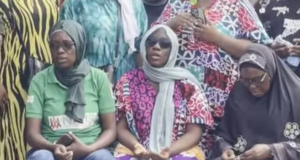 Photos: Ogogo’s burial underway in Ilaro