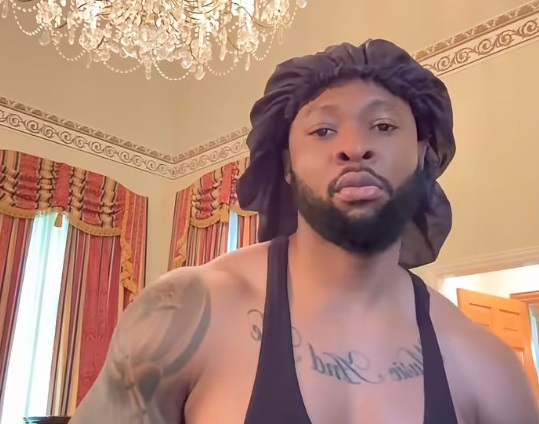 Singer Flavour shares interesting post Singer Flavour shares interesting post