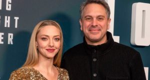 Amanda Seyfried SPLITS from husband after nine years Amanda Seyfried SPLITS from husband after nine years