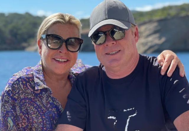 Football legend Ronald Koeman loses wife