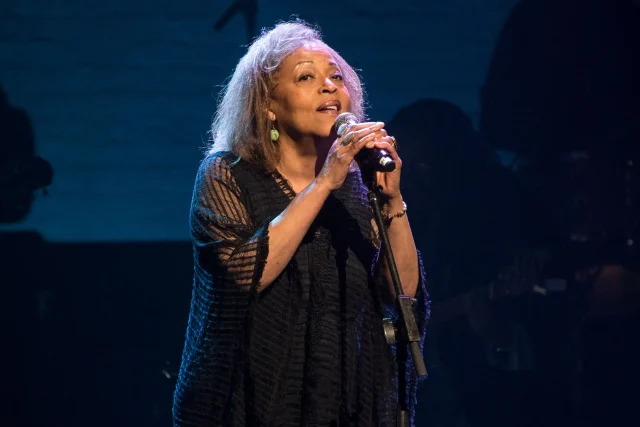 Grammy-Winning Jazz singer d!es @ 70 Grammy-Winning Jazz singer d!es @ 70