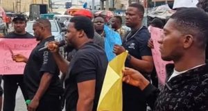 Lagos traders protest Chinese merchants’ entry into retail business Lagos traders protest Chinese merchants’ entry into retail business