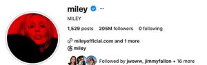 Miley Cyrus drops LAST NAME 1 Miley Cyrus drops LAST NAME