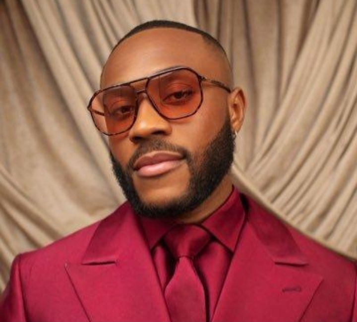 ” I don’t just want to be friends” – Kola tells dog owners to respect his preference
