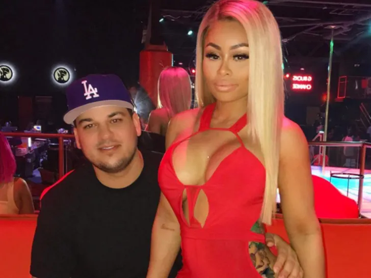 Blac Chyna gets playful with ex Rob Kardashian Blac Chyna gets playful with ex Rob Kardashian